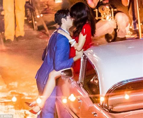 Camila Cabello Locks Lips With Dancer During Havana Video Daily Mail