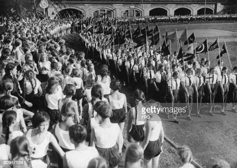 Members Of The Bund Deutscher Madel The Girls Hitler Youth