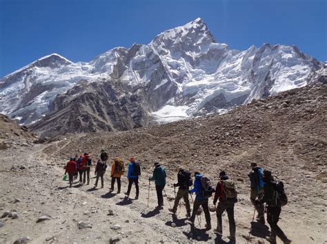 prepare   everest base camp trek  nepal