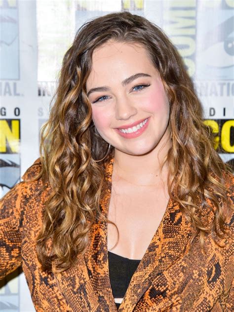 Mary Mouser Cobra Kai Past Present And Future Panel At Sdcc 2019