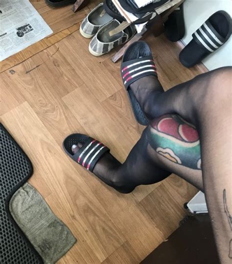 Hyorixxx Sissyboi Nylon Legs Tran Selfies