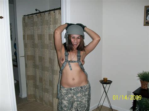 Army Girl Amateur Pictures Sorted By Picture Title