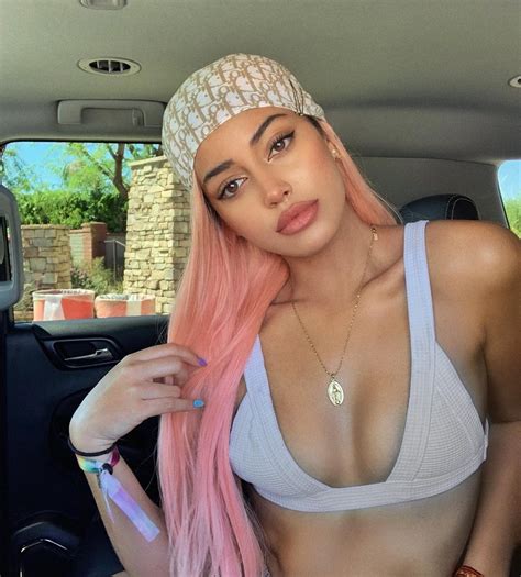 Cindy Kimberly Looks Spectacular In New Instagram Pictures