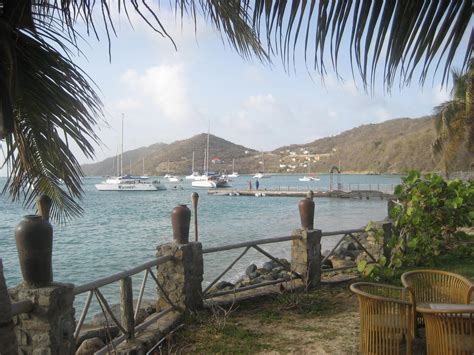 kronicle bequia canouan  tobago cays