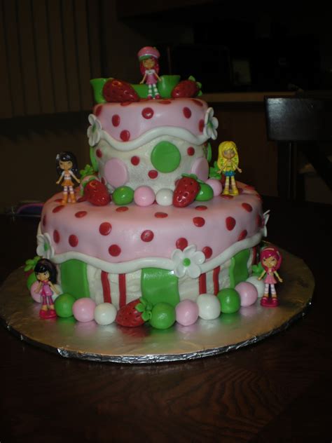 carlynnes cakes strawberry shortcake birthday cake