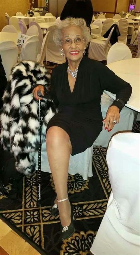 Fat sexy senior womwn