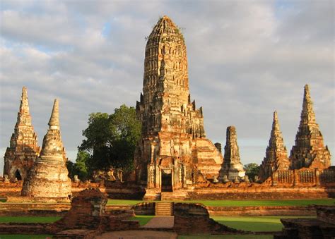 ruins  wat chaiwatthanaram  ayutthaya thailand image  stock photo public domain