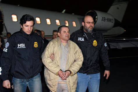 El Chapo Mexican Drug Kingpin Is Extradited To U S The New York Times