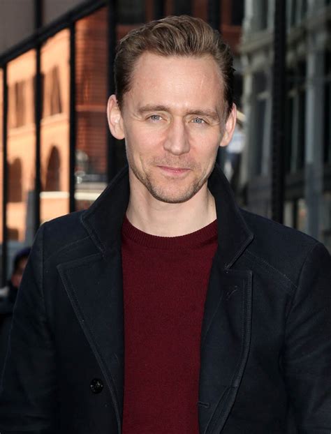 tom hiddleston gossip latest news   video