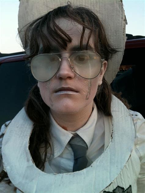 pictures and hot topics concerning our beloved moaning myrtle
