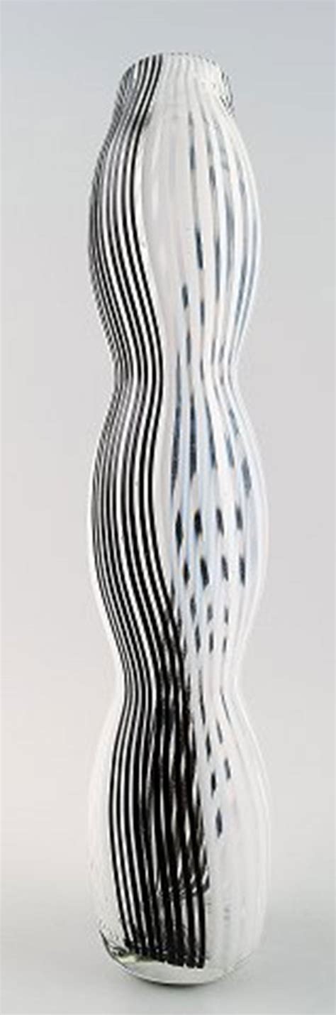 Murano Large Art Glass Vase Unstamped Black And White