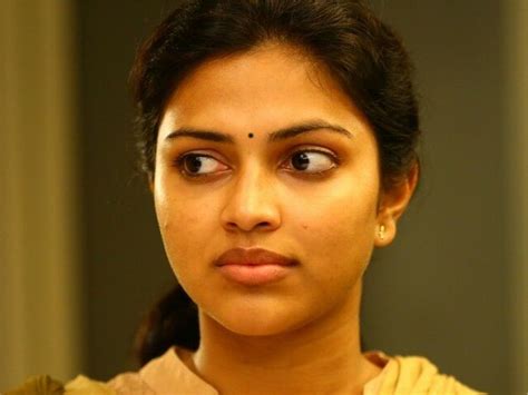Tamil Actress Amala Paul Without Makeup Face Closeup With Glass Amala