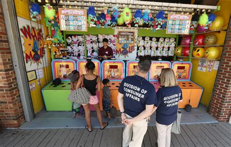 investigators inspect games  chance  jenkinsons boardwalk