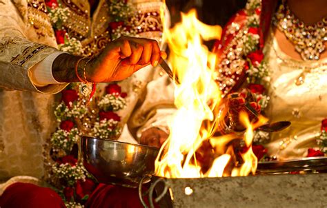 Hindu Wedding Ceremonies Party Cruisers Pvt Ltd