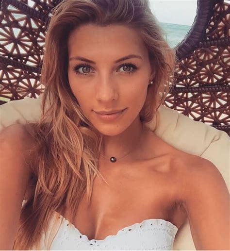 sexy miss camille cerf la sirène