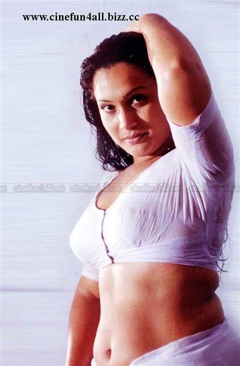 mallu actress mariya hot  sexy masala actress spicy images girlz   world