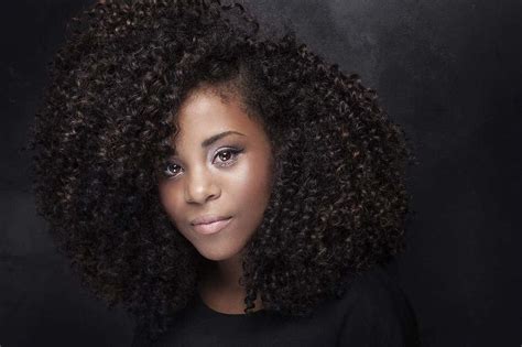 50 Trendsetting Curly Hairstyles For Black Women 2022