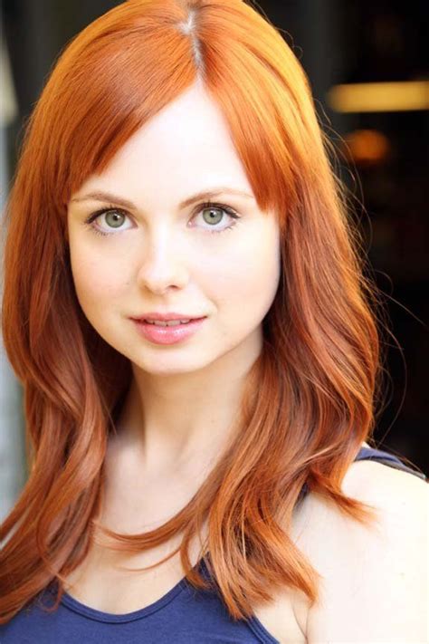 galadriel stineman interesting faces expressions shades of red hair dark red hair stunning
