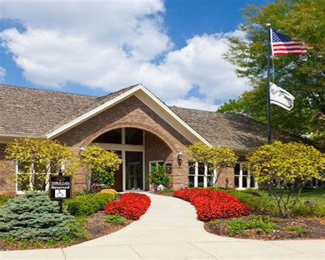 willow lake apartments  townhomes indianapolis  apartment finder