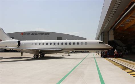 delivery  bombardier global  amac aerospace