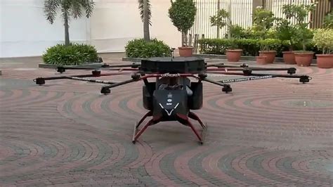 human flying drone  arrived  km   hour  journey