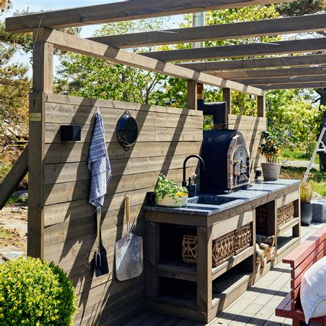 outdoor kitchens ideas  designs   alfresco cooking space