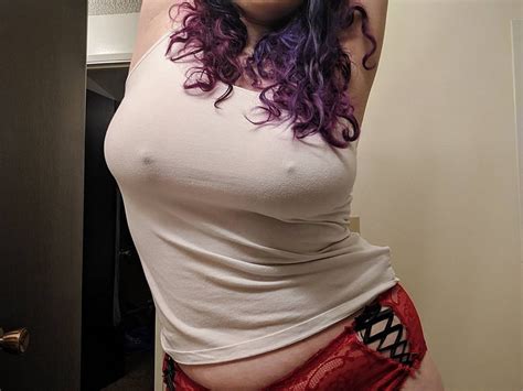 chubby goth milf shows her fat ass thighs and huge tits