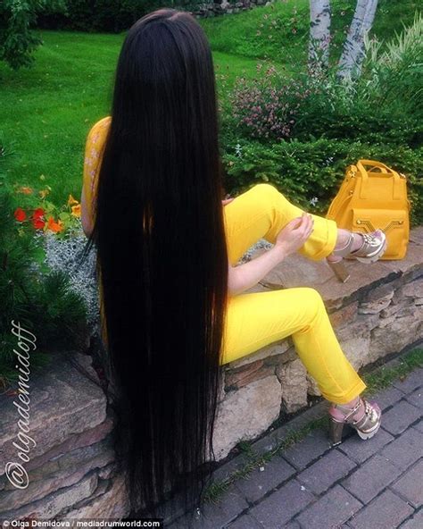 Russian Woman With Five Foot Long Hair Nicknamed Rapunzel Daily Mail