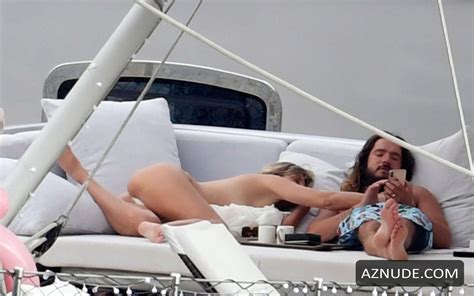 Heidi Klum At A Lavish Ceremony In Italy Are Seen On Their Honeymoon In