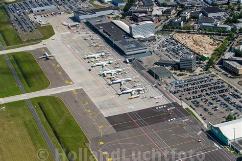 home eindhoven luchtfoto vliegveld welschap