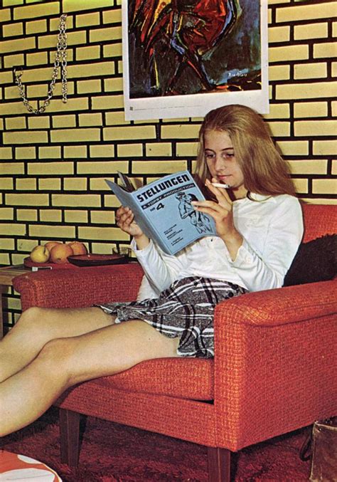 biblio beauties 50 vintage found photos of ladies reading flashbak