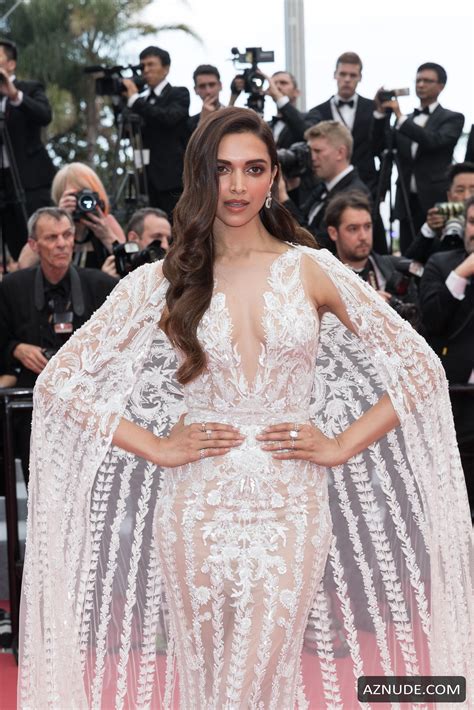 deepika padukone sexy at the sorry angel premiere at the 71st cannes