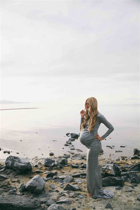 pregnancy archives barefoot blonde by amber fillerup clark