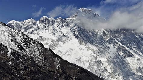 tall  mount everest  nepal   touchy question