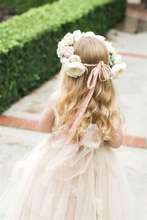 21 Most Cutest Flower Girl Hairstyles Haircuts And Hairstyles 2021