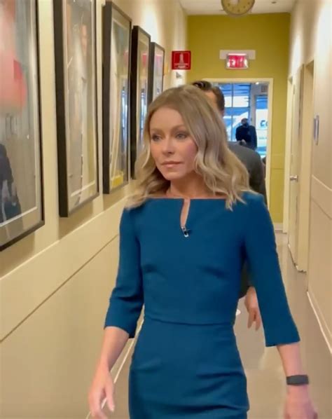 Kelly Ripa Bends Over Touching Toes With No Visible Panty Lines