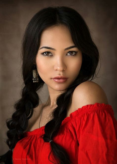 one of the most beautiful woman i have ever seen native american women