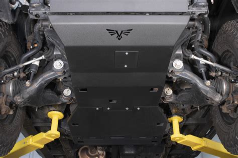 runner mid skid plate    gen  fj victory