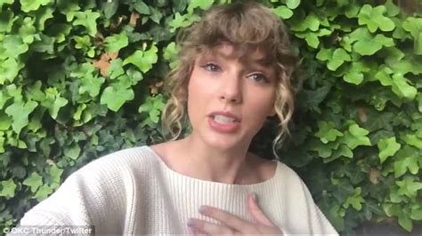 Taylor Swift Sexy New Curly Hair Celeblr