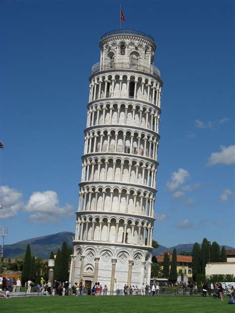 scheve toren  pisa italie pisa wonders   world visit italy