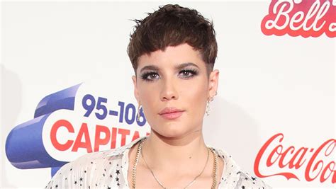 halsey tweets message of support to taylor swift after scooter braun