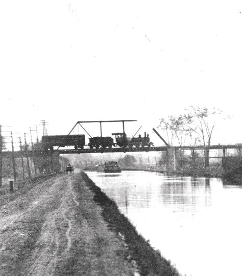 vintage railroad pictures crossing  canastota