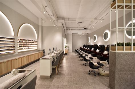 nv design create  modern minimalistic design  polish nail lounge