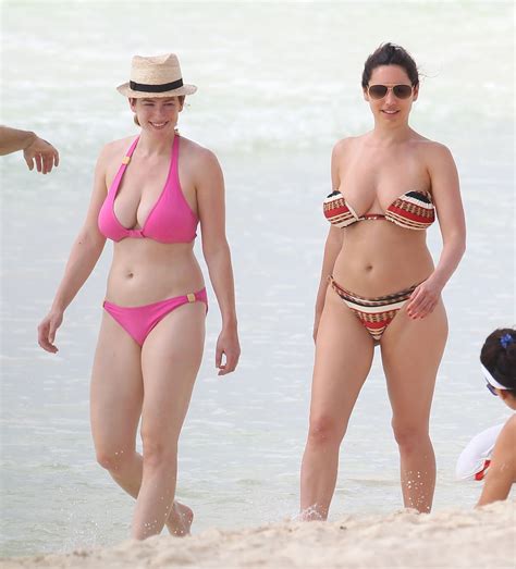 Kelly Brook Topless Big Boobs Bikini Candids On The Beach
