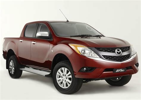 mazda bt  facelift coming  year autoevolution
