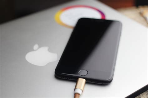 iphone chargers cables  ultimate guide mobile fun blog