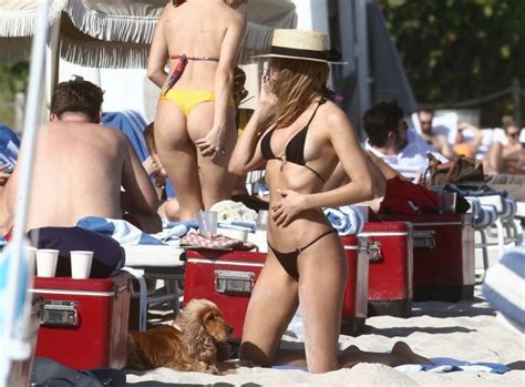 kimberley garner flash pussy in bikini 70 photos the