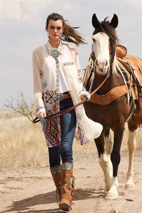 Cowgirl Clothes How Actual Cowgirls Shop The Western Fashion Trend