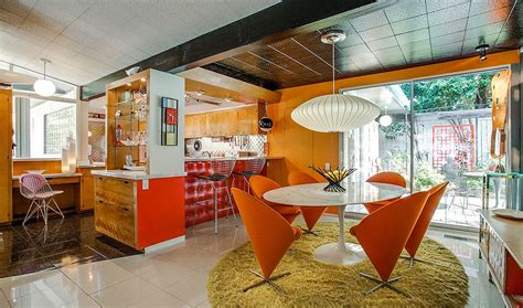 amazing  time capsule house  dallas