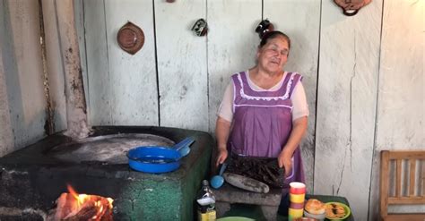 mexican granny becomes a youtube star in only one month